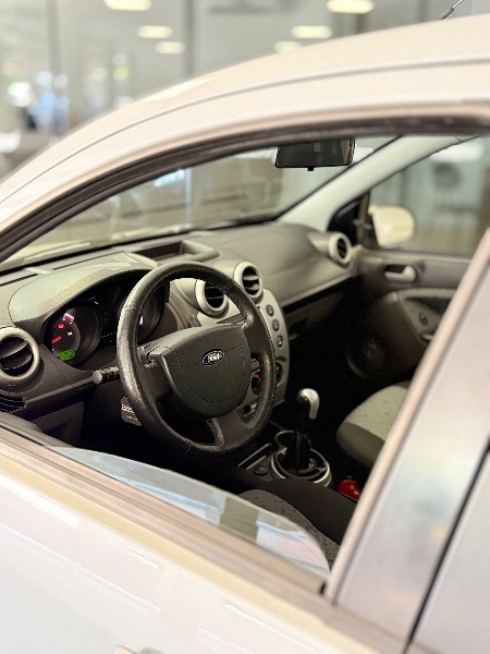 FORD FIESTA 1.6 8V /CLASS 8V 2012/2013 MALAGGI VEÍCULOS ENCANTADO / Carros no Vale