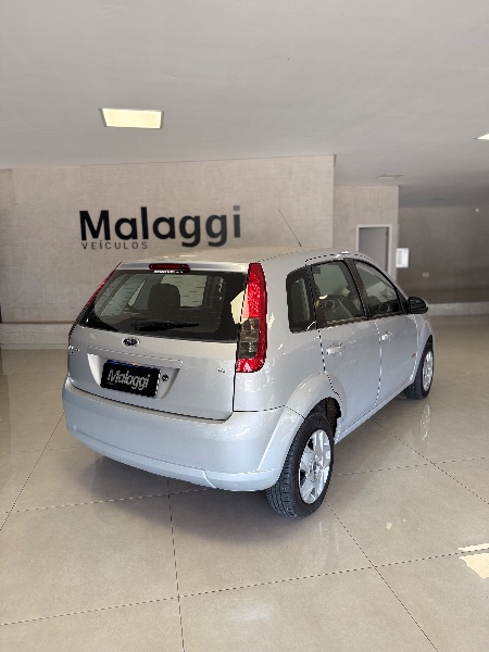 FORD FIESTA 1.6 8V /CLASS 8V 2012/2013 MALAGGI VEÍCULOS ENCANTADO / Carros no Vale