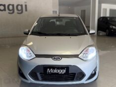 FORD FIESTA 1.6 8V /CLASS 8V 2012/2013 MALAGGI VEÍCULOS ENCANTADO / Carros no Vale