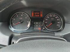 RENAULT DUSTER 2.0 D 4X2A 2013/2014 ADRIANO VEÍCULOS CRUZEIRO DO SUL / Carros no Vale