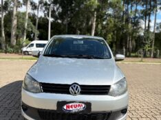 VOLKSWAGEN FOX 1.6 G2 TREND 4P 2013/2013 NEURI VEÍCULOS LAJEADO / Carros no Vale