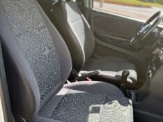 VOLKSWAGEN FOX 1.6 G2 TREND 4P 2013/2013 NEURI VEÍCULOS LAJEADO / Carros no Vale