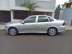CHEVROLET VECTRA CD 2.2 2004/2004 ALTERNATIVA VEÍCULOS LAJEADO / Carros no Vale