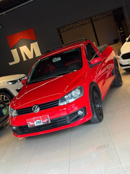 VOLKSWAGEN SAVEIRO TRENDLINE 1.6 T.FLEX 8V 2014/2015 JM AUTOMÓVEIS VENÂNCIO AIRES / Carros no Vale