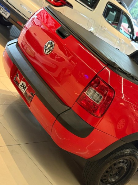 VOLKSWAGEN SAVEIRO TRENDLINE 1.6 T.FLEX 8V 2014/2015 JM AUTOMÓVEIS VENÂNCIO AIRES / Carros no Vale