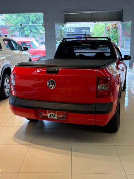 VOLKSWAGEN SAVEIRO TRENDLINE 1.6 T.FLEX 8V 2014/2015 JM AUTOMÓVEIS VENÂNCIO AIRES / Carros no Vale