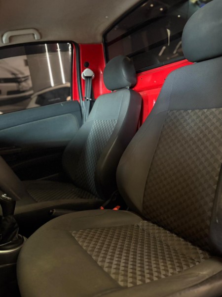 VOLKSWAGEN SAVEIRO TRENDLINE 1.6 T.FLEX 8V 2014/2015 JM AUTOMÓVEIS VENÂNCIO AIRES / Carros no Vale