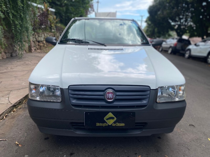 FIAT UNO MILLE ECONOMY 1.0 2008/2009 ESTAÇÃO DO CARRO ESTRELA / Carros no Vale