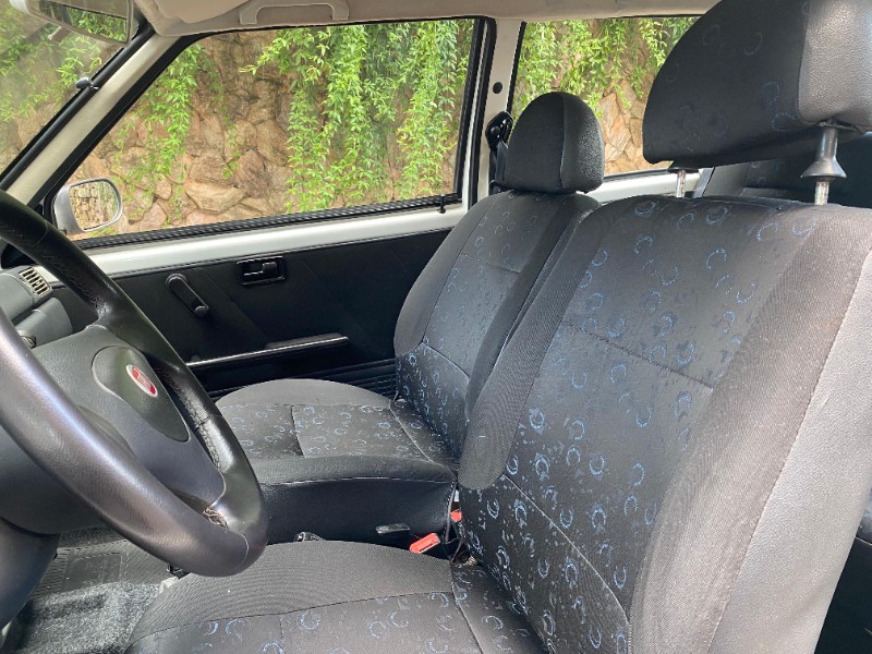 FIAT UNO MILLE ECONOMY 1.0 2008/2009 ESTAÇÃO DO CARRO ESTRELA / Carros no Vale