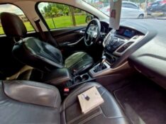 FORD FOCUS HATCH 2.0 SE, / 2015/2015 CRUZEIRO MULTIMARCAS CRUZEIRO DO SUL / Carros no Vale