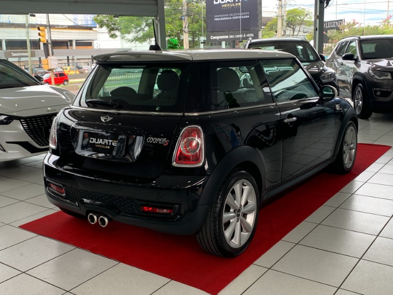 MINI COOPER 1.6 S 2013/2013 DUARTE VEÍCULOS PORTO ALEGRE / Carros no Vale
