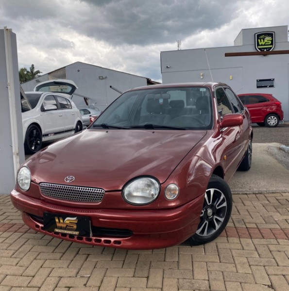 TOYOTA COROLLA 1.6 GLI 16V 1997/1998 WS MULTIMARCAS VENÂNCIO AIRES / Carros no Vale
