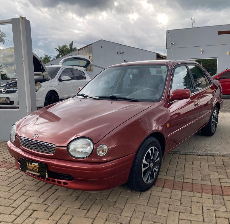 TOYOTA COROLLA 1.6 GLI 16V 1997/1998 WS MULTIMARCAS VENÂNCIO AIRES / Carros no Vale