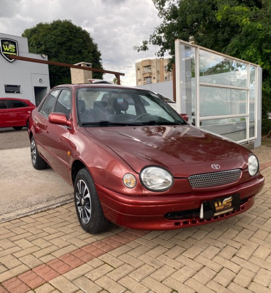 TOYOTA COROLLA 1.6 GLI 16V 1997/1998 WS MULTIMARCAS VENÂNCIO AIRES / Carros no Vale