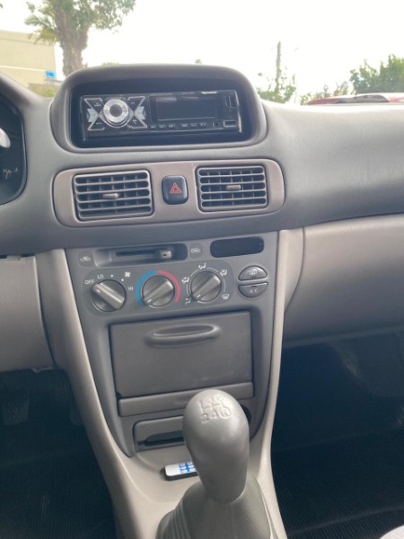 TOYOTA COROLLA 1.6 GLI 16V 1997/1998 WS MULTIMARCAS VENÂNCIO AIRES / Carros no Vale