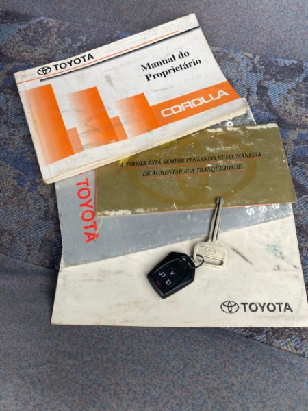 TOYOTA COROLLA 1.6 GLI 16V 1997/1998 WS MULTIMARCAS VENÂNCIO AIRES / Carros no Vale