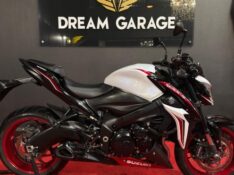 SUZUKI MOTOS GSX R 1000 /2019 EXCLUSIVO VEÍCULOS SANTA CRUZ DO SUL / Carros no Vale