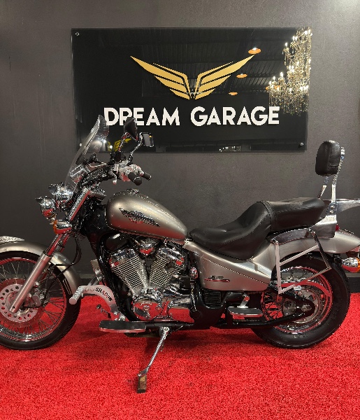 HONDA MOTOS SHADOW 600 VT /2001 EXCLUSIVO VEÍCULOS SANTA CRUZ DO SUL / Carros no Vale