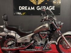 HONDA MOTOS SHADOW 600 VT /2001 EXCLUSIVO VEÍCULOS SANTA CRUZ DO SUL / Carros no Vale