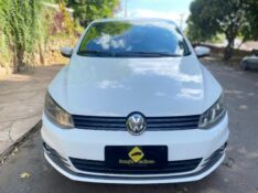 VOLKSWAGEN FOX 1.6 TRENDLINE 8V 2015/2016 ESTAÇÃO DO CARRO ESTRELA / Carros no Vale