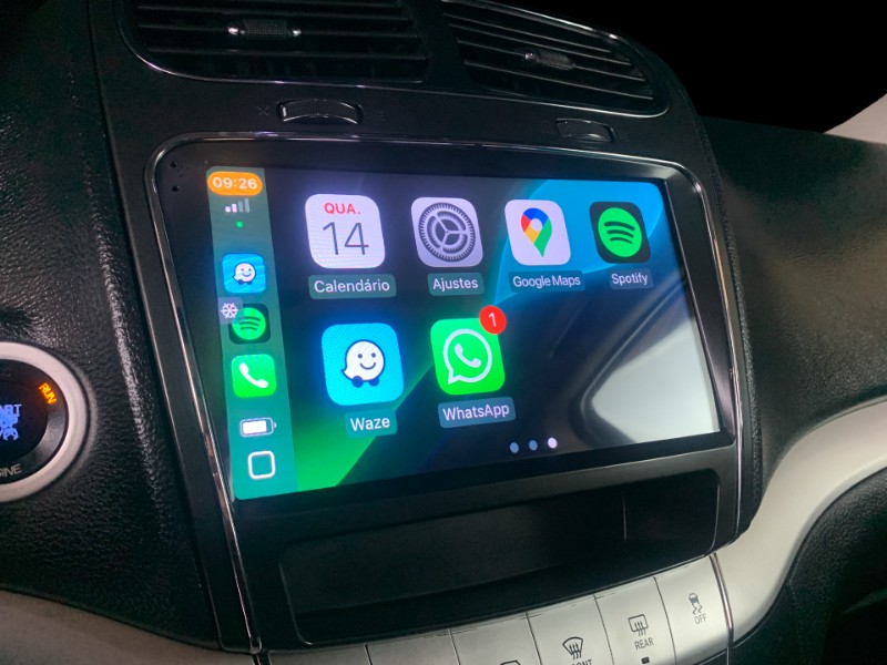 FIAT FREEMONT 2.4 PRECISION 16V GASOLINA 4P AUTOMÁTICO 2014/2014 DUARTE VEÍCULOS PORTO ALEGRE / Carros no Vale