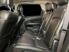 FIAT FREEMONT 2.4 PRECISION 16V GASOLINA 4P AUTOMÁTICO 2014/2014 DUARTE VEÍCULOS PORTO ALEGRE / Carros no Vale