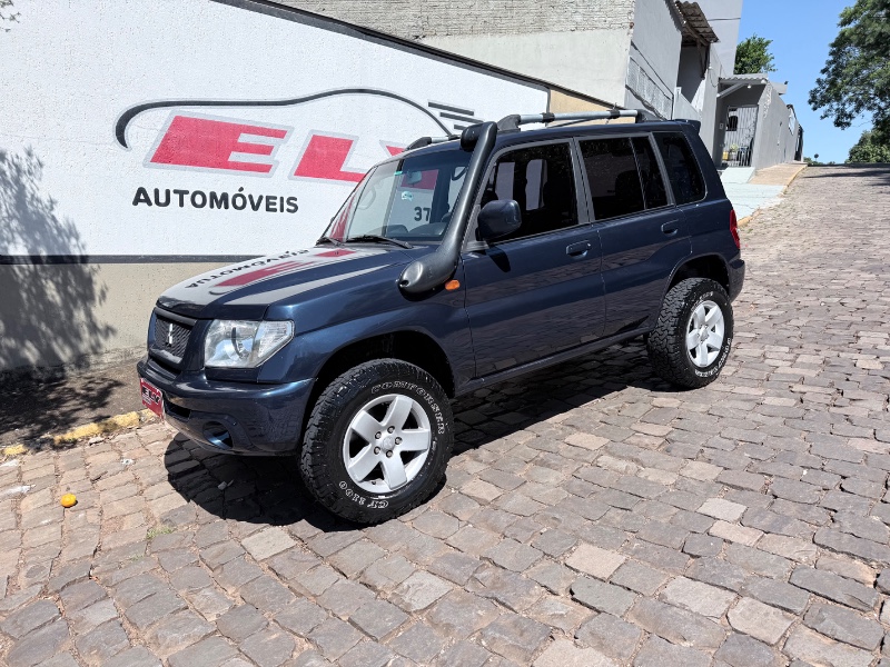 MITSUBISHI PAJERO TR4 2.0 4X4 16V 2004/2004 ELY AUTOMÓVEIS LAJEADO / Carros no Vale