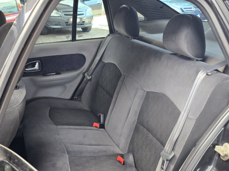 RENAULT SYMBOL PRIVILEGE 1.6 2013/2013 RICARDO VEÍCULOS TEUTÔNIA / Carros no Vale