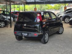 FIAT UNO VIVACE CELEB. 1.0 EVO F.FLEX 8V 5P 2010/2011 RICARDO VEÍCULOS TEUTÔNIA / Carros no Vale