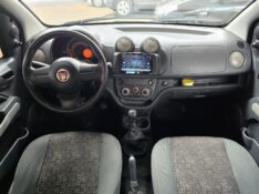 FIAT UNO VIVACE CELEB. 1.0 EVO F.FLEX 8V 5P 2010/2011 RICARDO VEÍCULOS TEUTÔNIA / Carros no Vale
