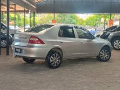 CHEVROLET PRISMA SED. LT 1.4 8V FLEXPOWER 4P 2011/2012 RICARDO VEÍCULOS TEUTÔNIA / Carros no Vale