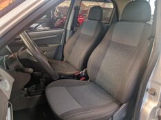 CHEVROLET PRISMA SED. LT 1.4 8V FLEXPOWER 4P 2011/2012 RICARDO VEÍCULOS TEUTÔNIA / Carros no Vale