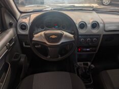 CHEVROLET PRISMA SED. LT 1.4 8V FLEXPOWER 4P 2011/2012 RICARDO VEÍCULOS TEUTÔNIA / Carros no Vale