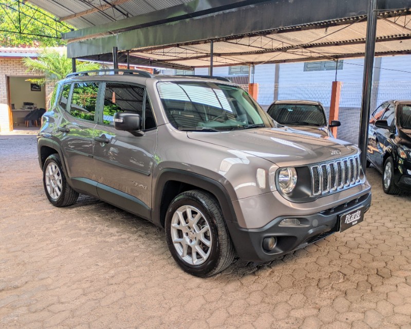 JEEP RENEGADE 1.8 16V FLEX 4P MANUAL 2018/2019 RICARDO VEÍCULOS TEUTÔNIA / Carros no Vale