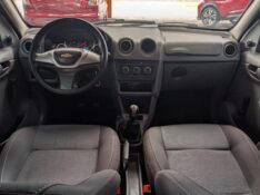 CHEVROLET PRISMA SED. LT 1.4 8V FLEXPOWER 4P 2011/2012 RICARDO VEÍCULOS TEUTÔNIA / Carros no Vale