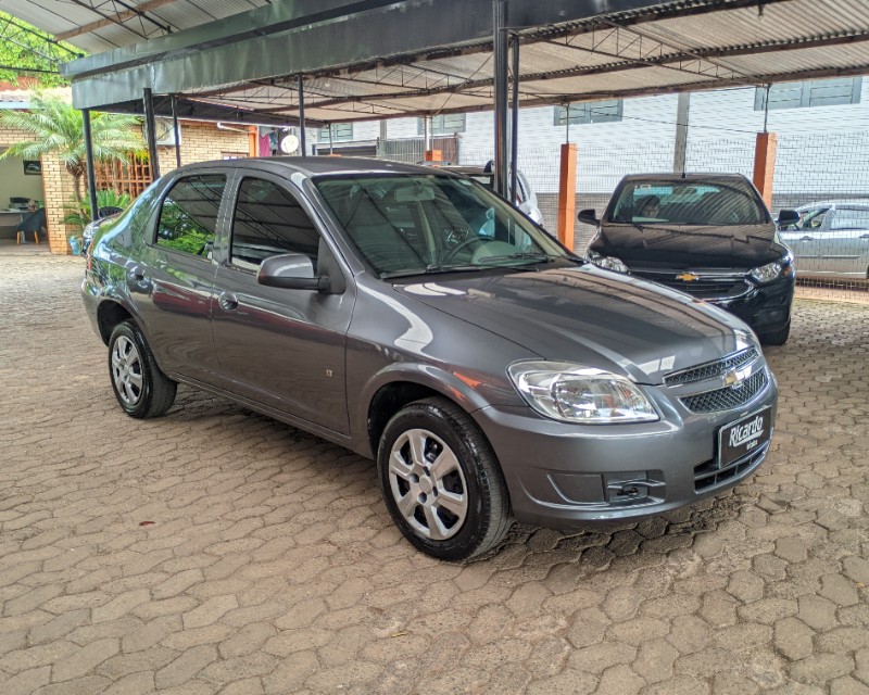 CHEVROLET PRISMA SED. LT 1.4 8V FLEXPOWER 4P 2011/2012 RICARDO VEÍCULOS TEUTÔNIA / Carros no Vale