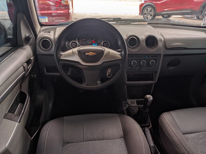 CHEVROLET PRISMA SED. LT 1.4 8V FLEXPOWER 4P 2011/2012 RICARDO VEÍCULOS TEUTÔNIA / Carros no Vale