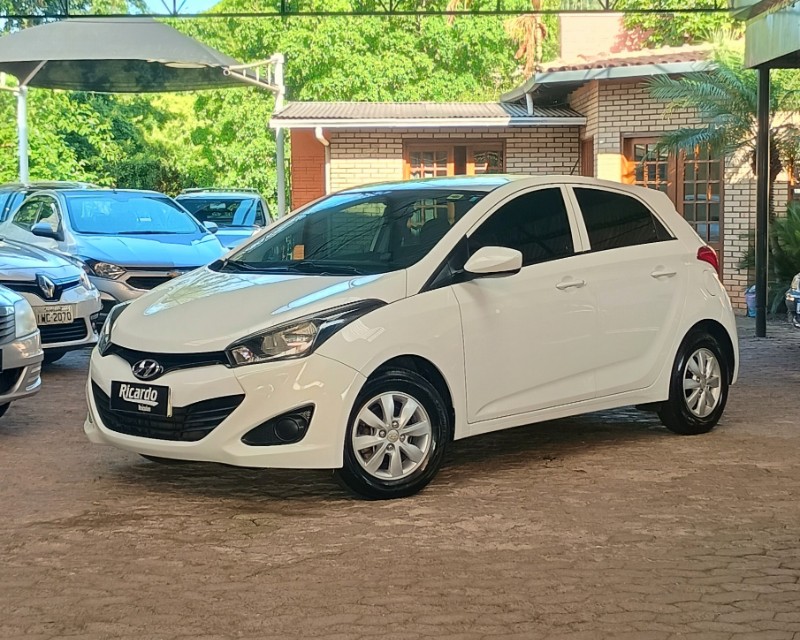 HYUNDAI HB20 1.0 COMFORT 12V 2014 2013/2014 RICARDO VEÍCULOS TEUTÔNIA / Carros no Vale