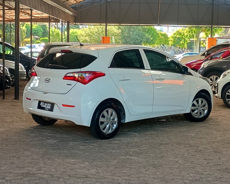 HYUNDAI HB20 1.0 COMFORT 12V 2014 2013/2014 RICARDO VEÍCULOS TEUTÔNIA / Carros no Vale