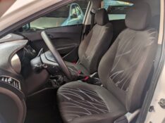 HYUNDAI HB20 1.0 COMFORT 12V 2014 2013/2014 RICARDO VEÍCULOS TEUTÔNIA / Carros no Vale