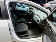 CHEVROLET ONIX HATCH JOY 1.0 8V FLEX 5P MEC. 2021/2021 AR MULTIMARCAS VENÂNCIO AIRES / Carros no Vale