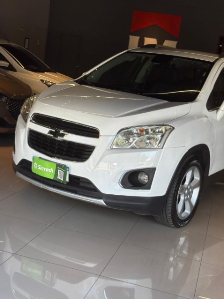 CHEVROLET TRACKER 1.8 LTZ 2015/2015 JM AUTOMÓVEIS VENÂNCIO AIRES / Carros no Vale