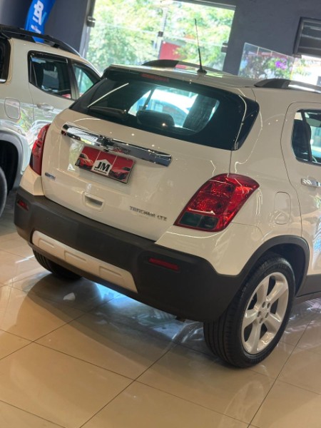 CHEVROLET TRACKER 1.8 LTZ 2015/2015 JM AUTOMÓVEIS VENÂNCIO AIRES / Carros no Vale