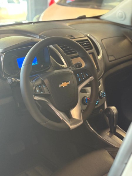 CHEVROLET TRACKER 1.8 LTZ 2015/2015 JM AUTOMÓVEIS VENÂNCIO AIRES / Carros no Vale