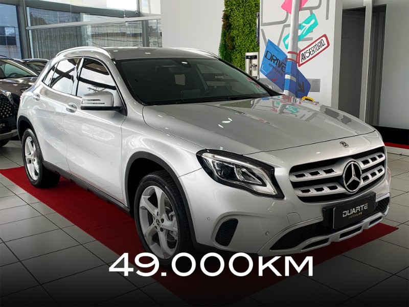 MERCEDES-BENZ GLA 200 ADVANCE 1.6/1.6 TB 16V FLEX AUT. 2019/2019 DUARTE VEÍCULOS PORTO ALEGRE / Carros no Vale