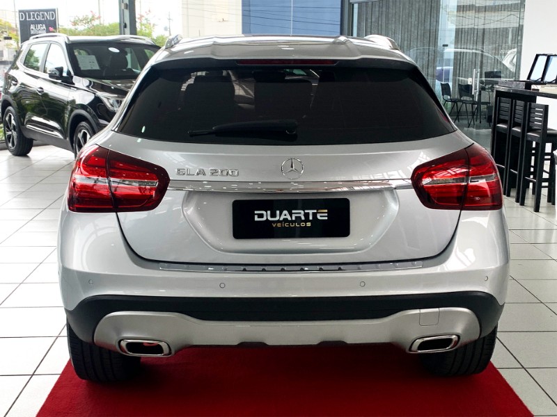 MERCEDES-BENZ GLA 200 ADVANCE 1.6/1.6 TB 16V FLEX AUT. 2019/2019 DUARTE VEÍCULOS PORTO ALEGRE / Carros no Vale