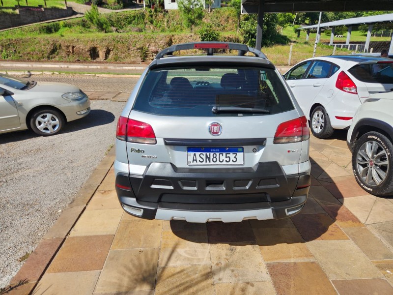 FIAT PALIO WEEKEND ADVENTURE LOCKER 1.8 FLEX 2010/2010 TS VEÍCULOS ANTA GORDA / Carros no Vale