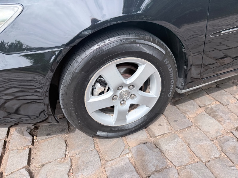 TOYOTA CAMRY 3.0 XLE V6 24V 2005/2006 ELY AUTOMÓVEIS LAJEADO / Carros no Vale