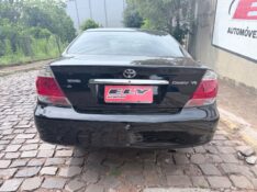 TOYOTA CAMRY 3.0 XLE V6 24V 2005/2006 ELY AUTOMÓVEIS LAJEADO / Carros no Vale
