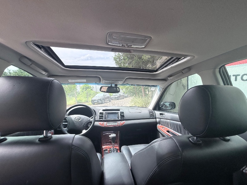 TOYOTA CAMRY 3.0 XLE V6 24V 2005/2006 ELY AUTOMÓVEIS LAJEADO / Carros no Vale